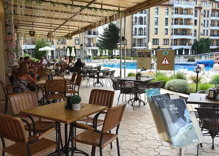 Апартхотел Apartcomplex Royal Sun Слънчев бряг